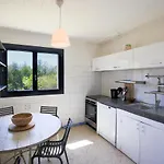 Maison Dans Les Arbres, Spa, Tennis, Parking * Nîmes