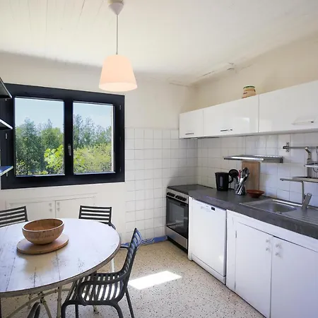 Maison Dans Les Arbres, Spa, Tennis, Parking * Ним