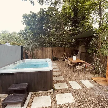 Maison Dans Les Arbres, Spa, Tennis, Parking Дом отдыха *
