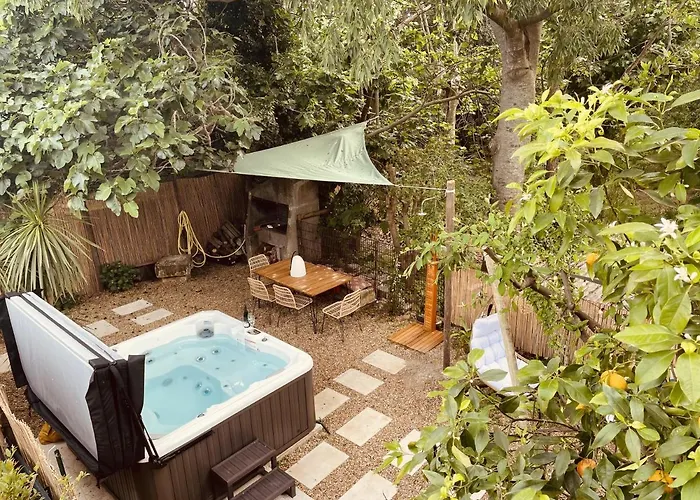 Dom wakacyjny Maison Dans Les Arbres, Spa, Tennis, Parking *